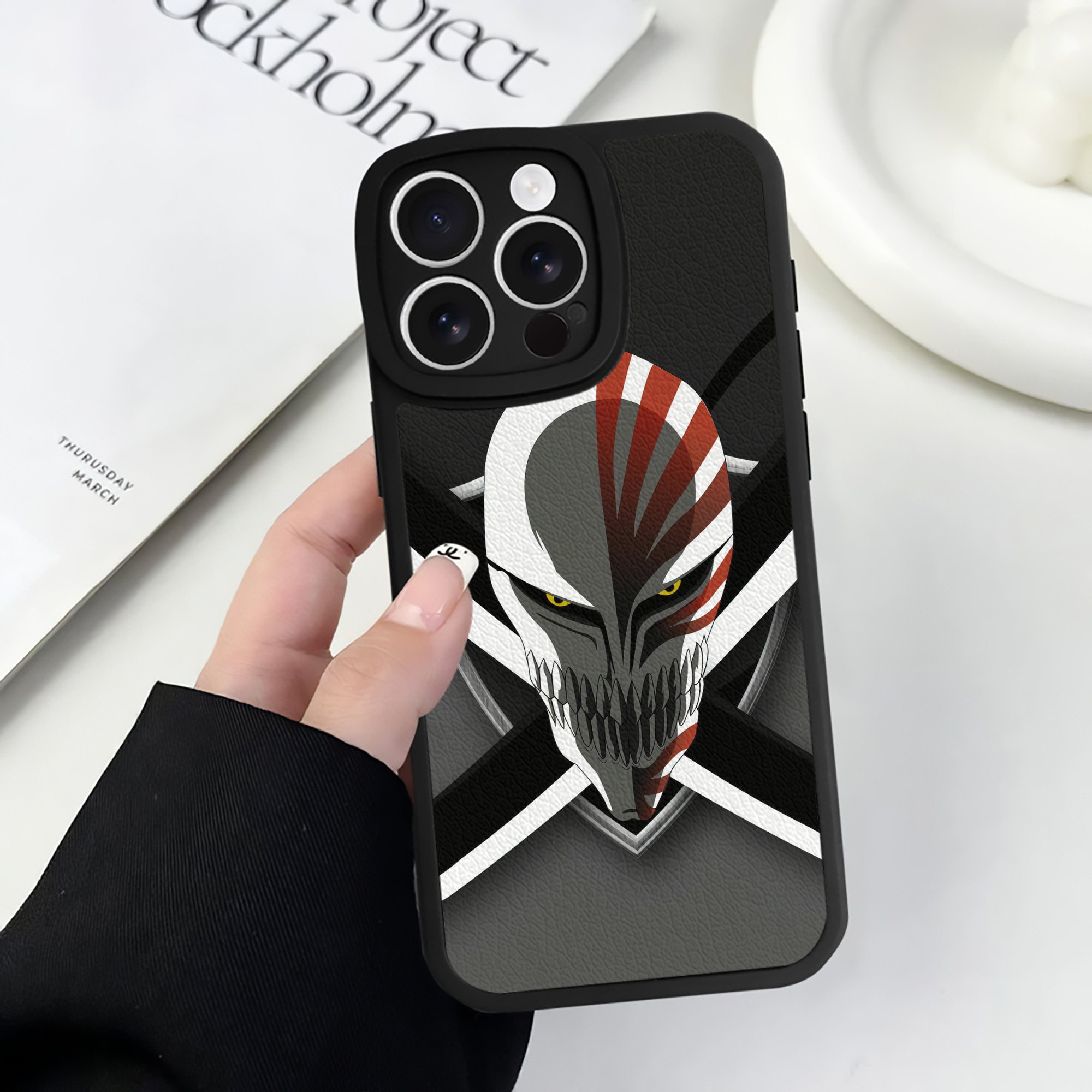 （画像用） ブリーチ BLEACH 【iPhone 16シリーズ対応】シリコンスマホケース（レザー調） 材質：シリコン
